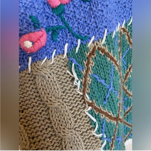 Vintage Napa Valley Cottagecore Coquette Knit Christmas Sweater - Picture 4 of 8